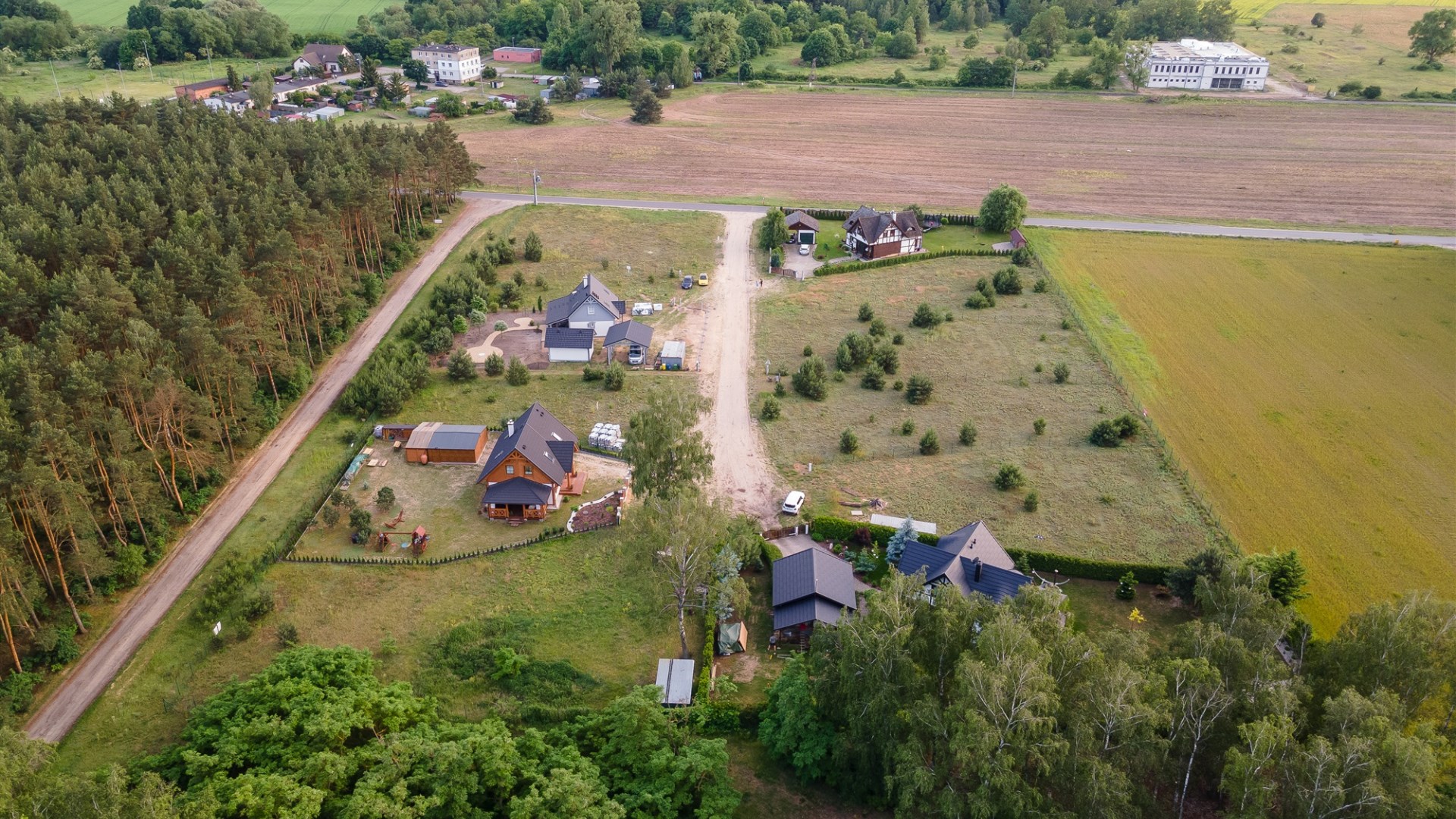 Działka na sprzedaż