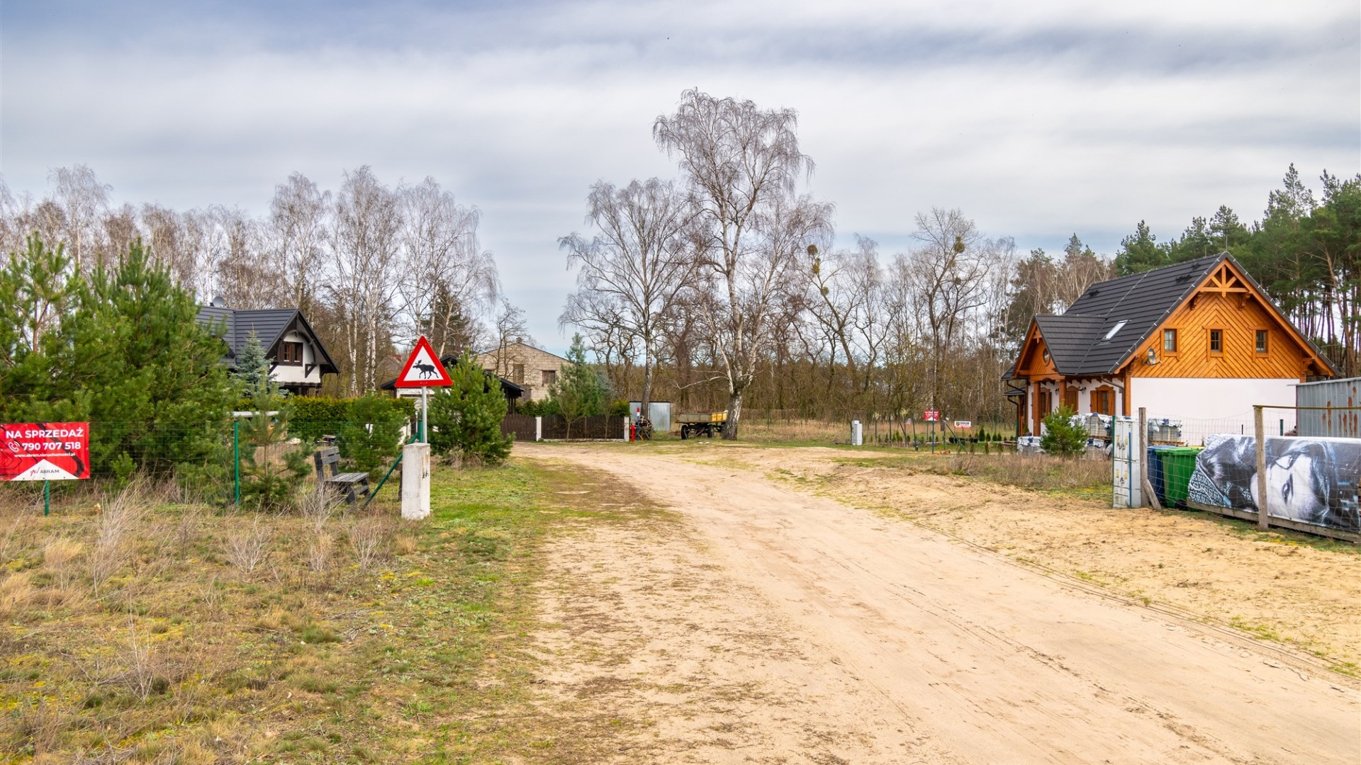 Działka na sprzedaż